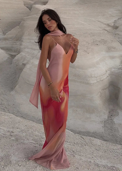 Robe Chic a Bretelles en Satin