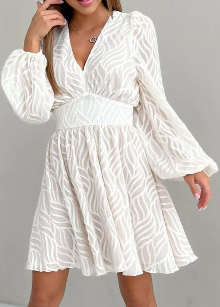 Robe Blanche en Dentelle pour Femme – Bohème Infinity